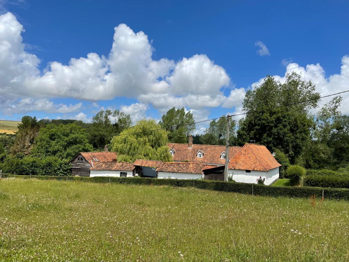 Le Clos Dessyag Montcavrel Exterior photo