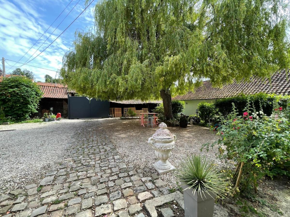 Le Clos Dessyag Montcavrel Exterior photo