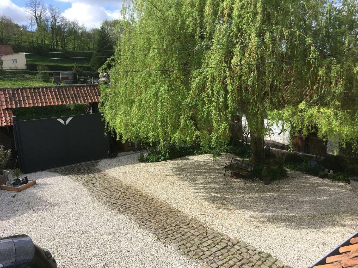 Le Clos Dessyag Montcavrel Exterior photo