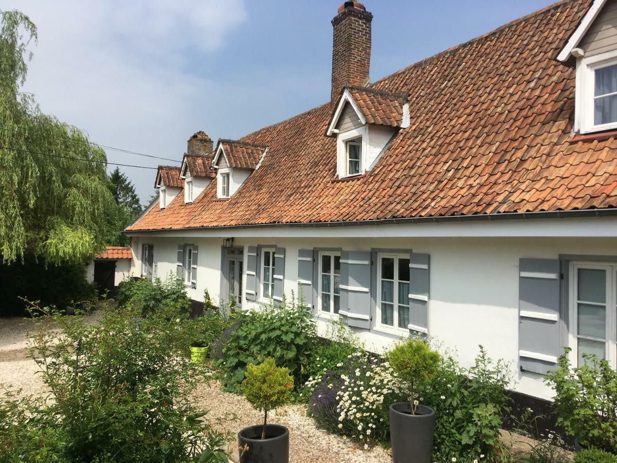 Le Clos Dessyag Montcavrel Exterior photo